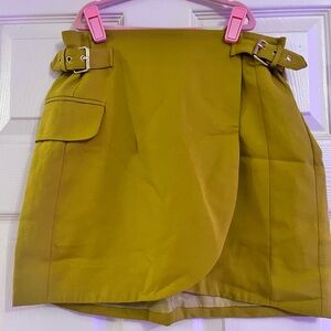 Stylish Olive Green Mini Skirt with Buckle Detail